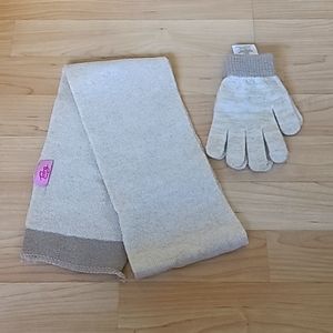 NWOT TOBY & ME Girl's 2 Pieces Winter GLOVE & SCARF SET Cream/Gold